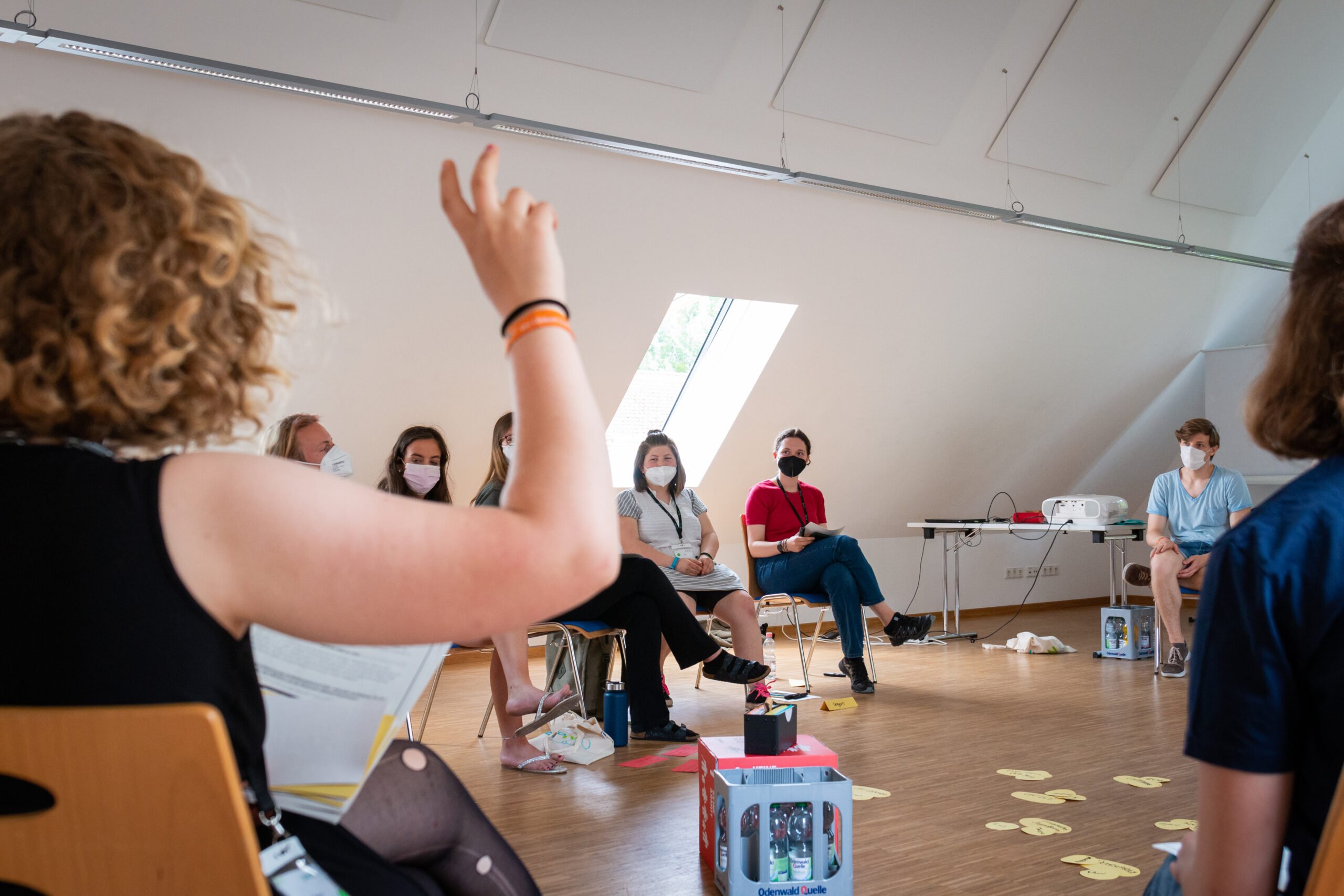 Menschen auf der youcoN 2022 - ist das eine inklusive Veranstaltung?