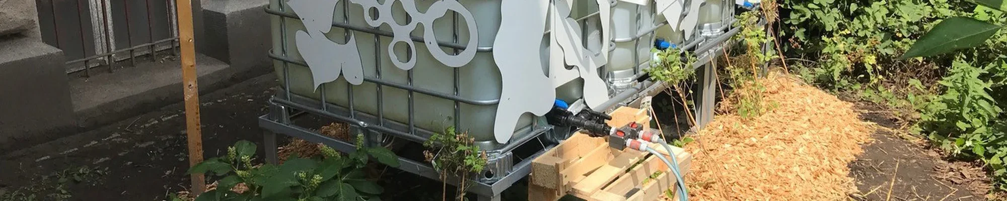 Ein gestalteter Regenwassertank