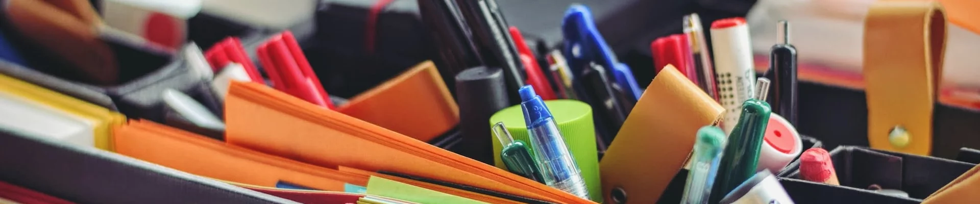 Viele Schreibstifte - Handlungsorientierung in der Beruflichen Bildung