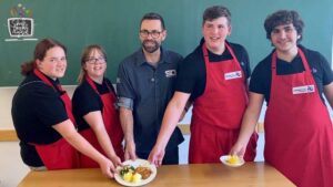 Schule-kocht_Bild-03