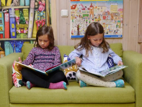 Vorlesen im Kindergarten_Stiftung Bildung_Patenschaften_(c)_privat Vorlesen-im-Kindergarten_Stiftung-Bildung_Patenschaften_c_privat.jpg