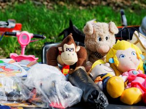 Spielsachen zu verkaufen (c) SofiLayla / pixabay